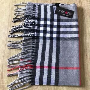 NWT … MEMORIES FASHION ACCESSORIES Scarf